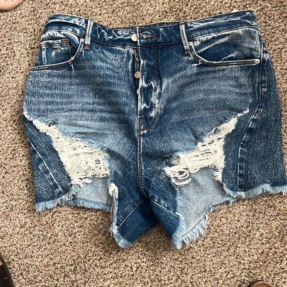 Good American Shorts Size 14